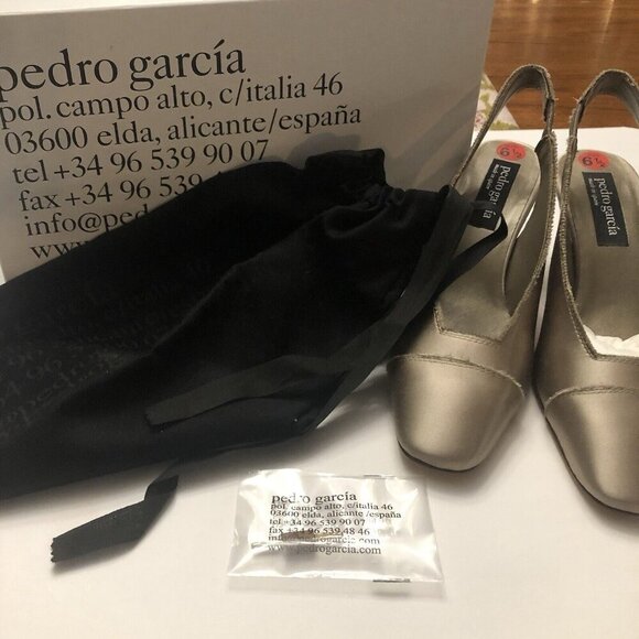 Pedro Garcia NEW Isauri Taupe Lentil Satin Slingback Square Toe Kitten Heel 6.5 - Picture 4 of 10